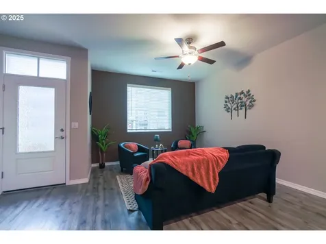 15208 NE 70th Street Vancouver WA 98682