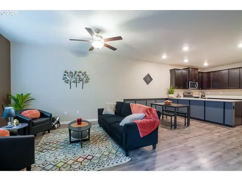 15208 NE 70th Street Vancouver WA 98682