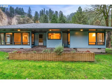 11047 E Mapleton Road Mapleton OR 97453