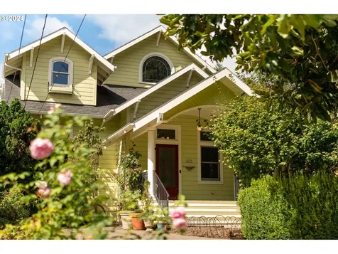 2225 NE 15th Avenue Portland OR 97212