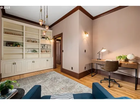 2225 NE 15th Avenue Portland OR 97212