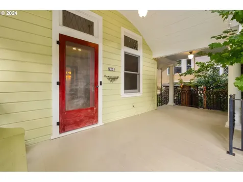 2225 NE 15th Avenue Portland OR 97212