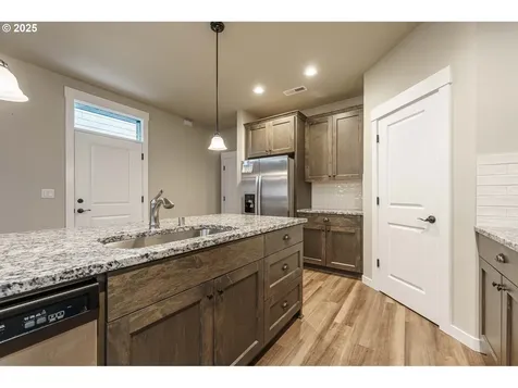 7135 S 13th Street Ridgefield WA 98642
