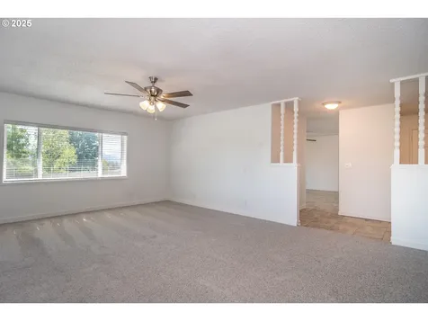 310 NW Lost Lane Winston OR 97496