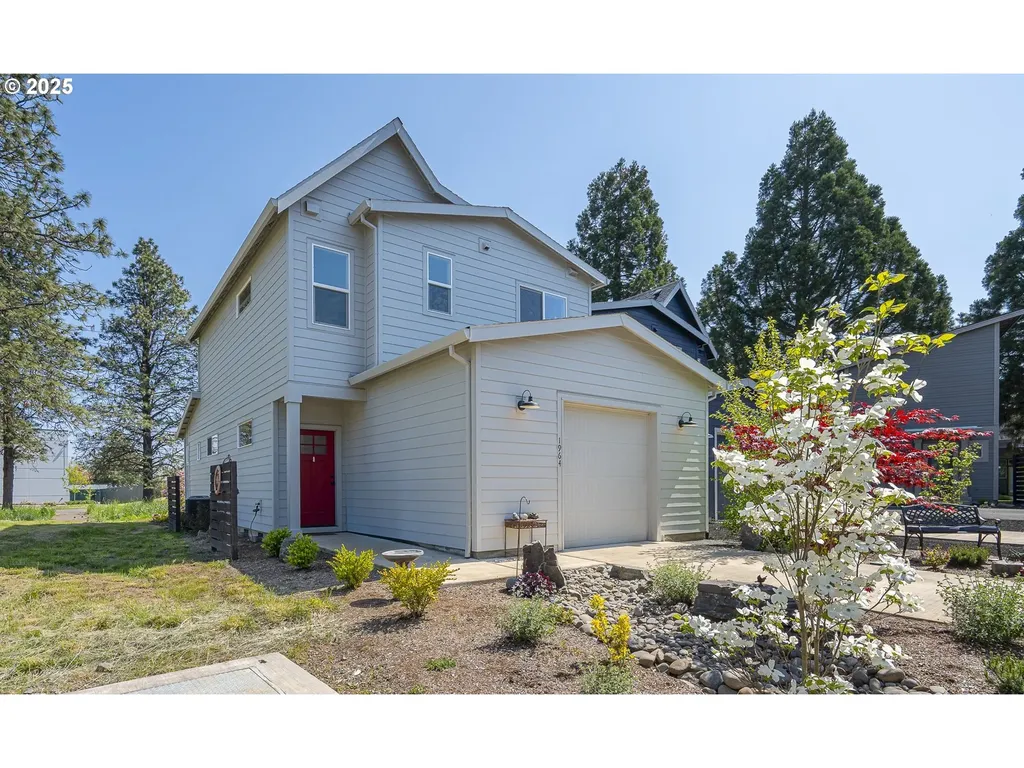1964 Audubon Avenue SE Salem OR 97302