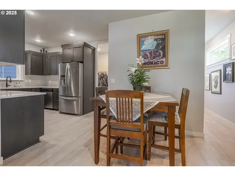 1964 Audubon Avenue SE Salem OR 97302