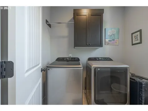 1964 Audubon Avenue SE Salem OR 97302