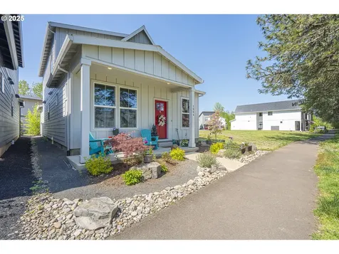 1964 Audubon Avenue SE Salem OR 97302