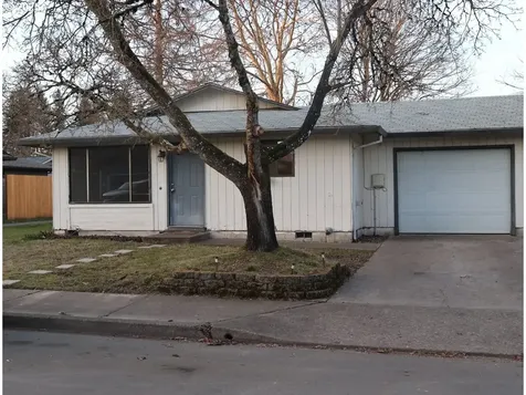 108 NE Kingwood Drive Mcminnville OR 97128