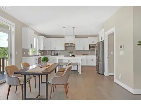 6763 SW Orchid Street Portland OR 97223