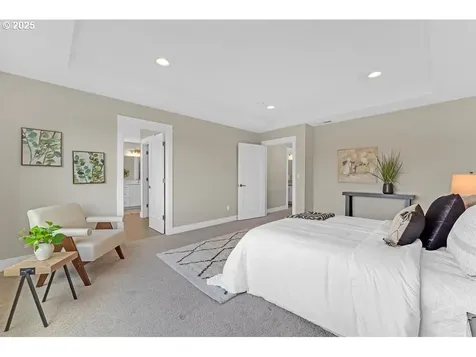 6763 SW Orchid Street Portland OR 97223