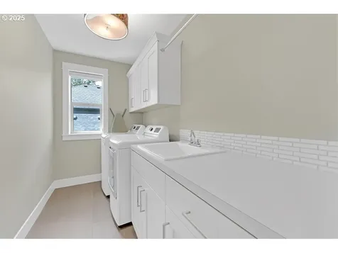 6763 SW Orchid Street Portland OR 97223