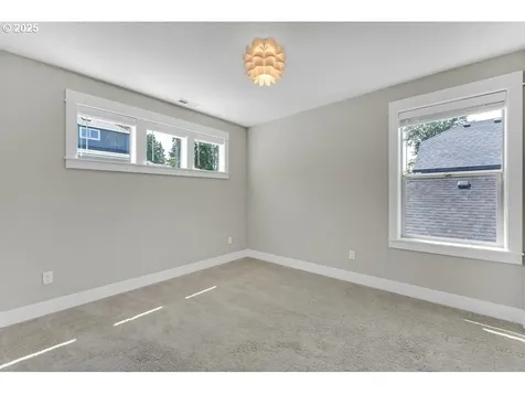6763 SW Orchid Street Portland OR 97223