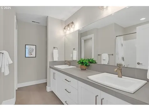6763 SW Orchid Street Portland OR 97223