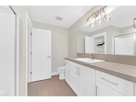 6763 SW Orchid Street Portland OR 97223