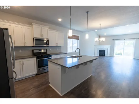 7287 SE Dot Street Corvallis OR 97330