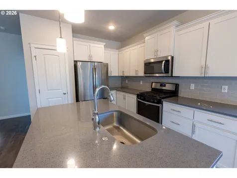 7287 SE Dot Street Corvallis OR 97330