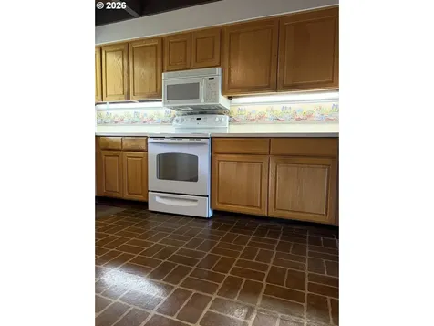 12380 SW Mckay Court Beaverton OR 97008