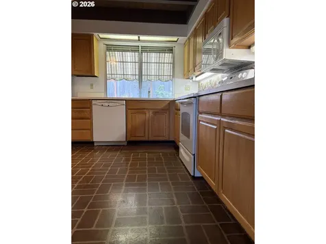 12380 SW Mckay Court Beaverton OR 97008