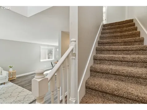 8050 SW Churchill Court Portland OR 97224