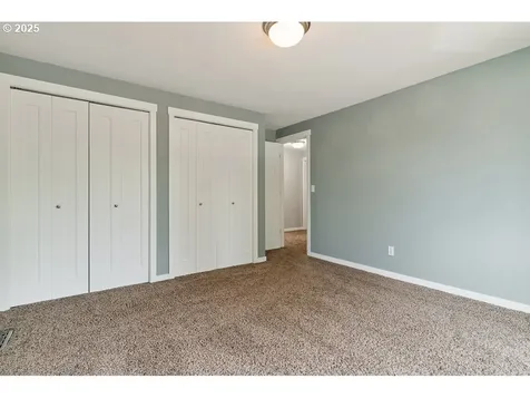 8050 SW Churchill Court Portland OR 97224