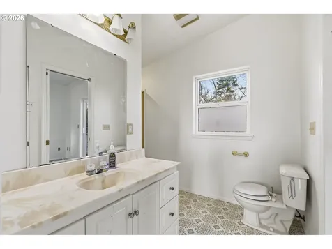 3752 Kevington Avenue Eugene OR 97405