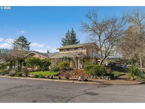3752 Kevington Avenue Eugene OR 97405