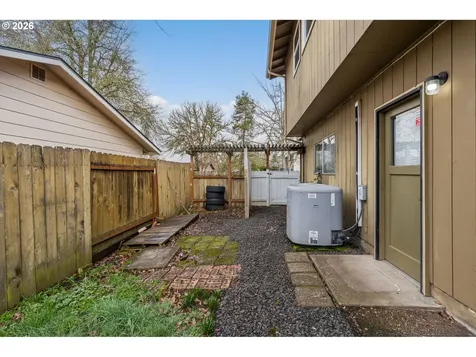 3752 Kevington Avenue Eugene OR 97405