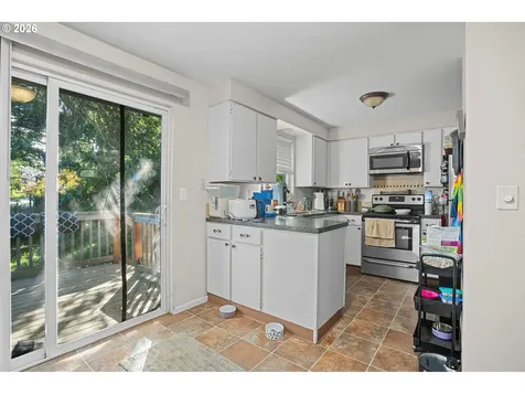 1136 1138 SW 257th Avenue Troutdale OR 97060