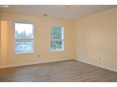 2066 SE 141st Avenue Portland OR 97233