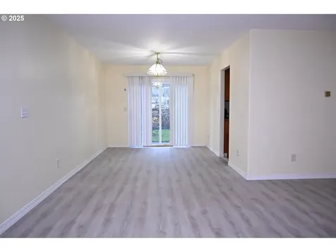 2066 SE 141st Avenue Portland OR 97233