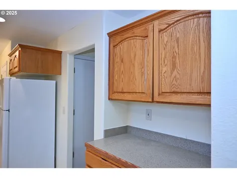 2066 SE 141st Avenue Portland OR 97233