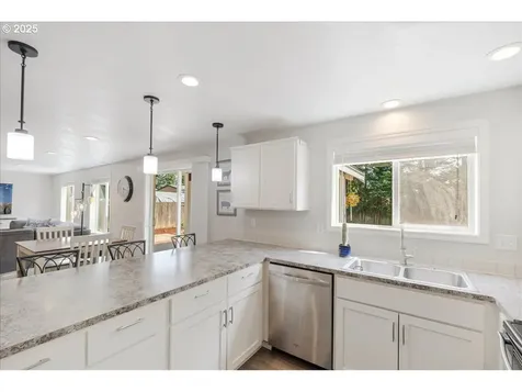 1133 7th Street Lafayette OR 97127