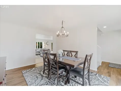 1133 7th Street Lafayette OR 97127