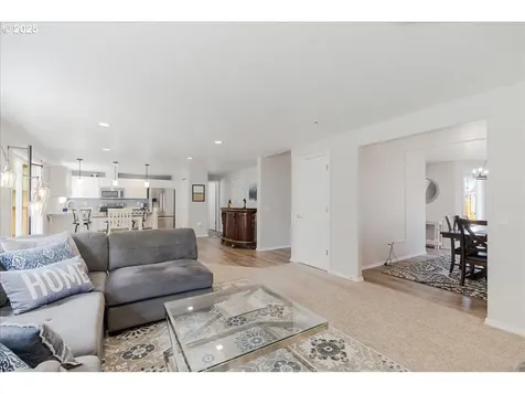 1133 7th Street Lafayette OR 97127