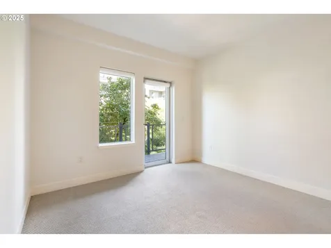 1125 NW 9th Avenue Portland OR 97209