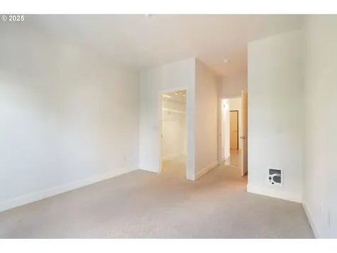 1125 NW 9th Avenue Portland OR 97209