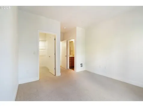 1125 NW 9th Avenue Portland OR 97209