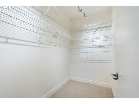 1125 NW 9th Avenue Portland OR 97209