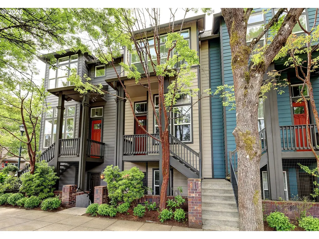 1132 SE Linn Street Portland OR 97202