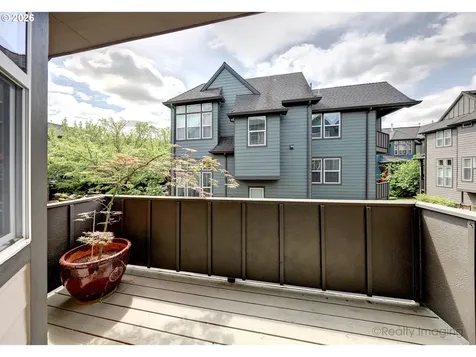 1132 SE Linn Street Portland OR 97202