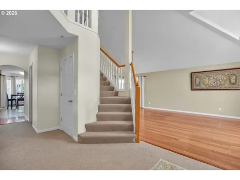 565 NE Lenox Street Hillsboro OR 97124