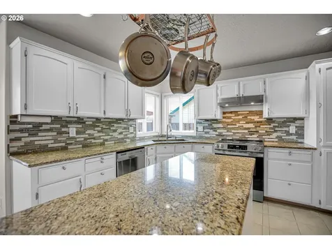 565 NE Lenox Street Hillsboro OR 97124
