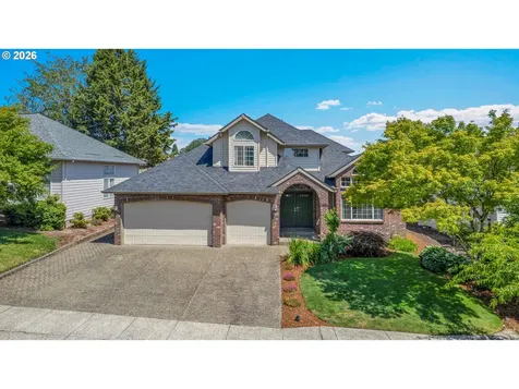 565 NE Lenox Street Hillsboro OR 97124