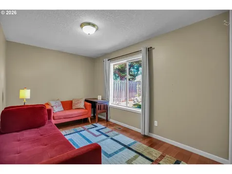565 NE Lenox Street Hillsboro OR 97124