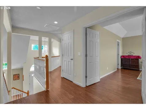 565 NE Lenox Street Hillsboro OR 97124