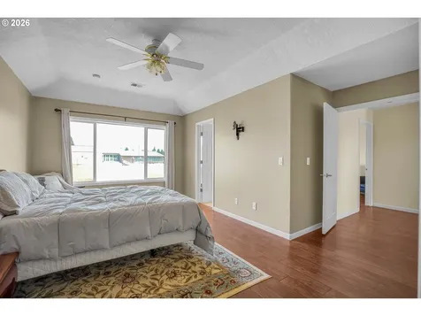 565 NE Lenox Street Hillsboro OR 97124