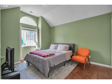 565 NE Lenox Street Hillsboro OR 97124
