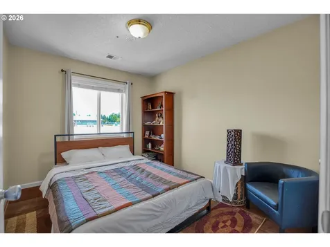 565 NE Lenox Street Hillsboro OR 97124