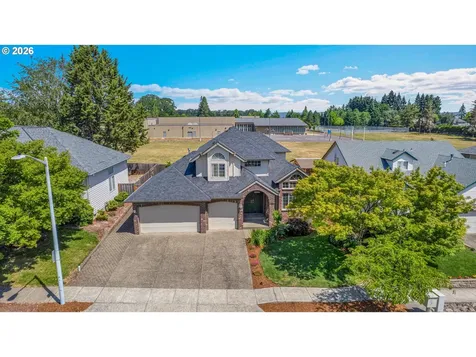 565 NE Lenox Street Hillsboro OR 97124